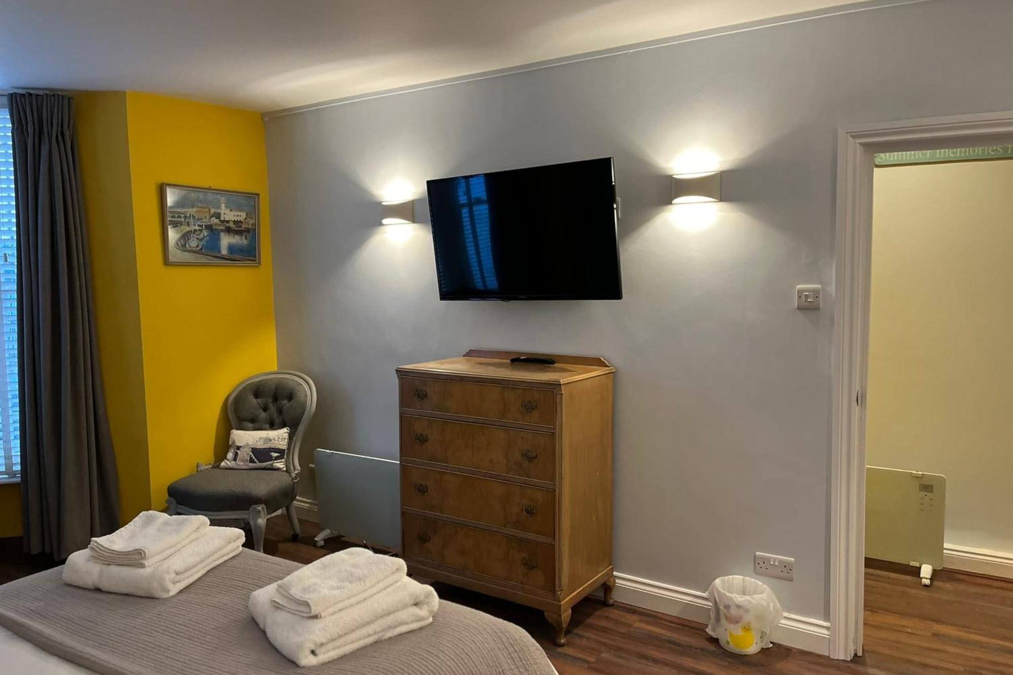 Villa Seaside Hideaway - Free Onstreet Parking Scarborough Exterior foto